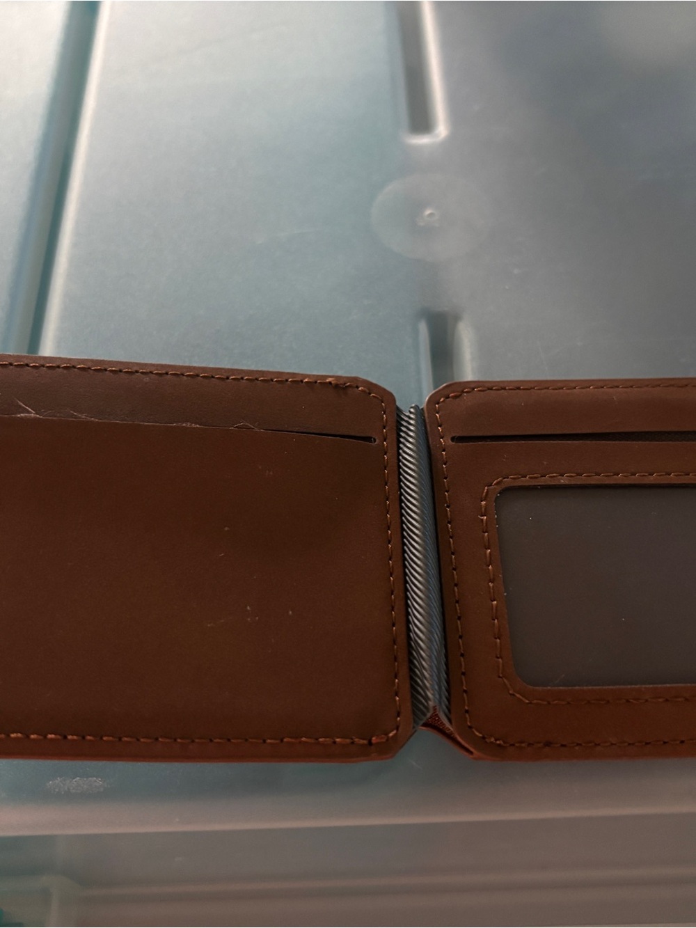 Classic Brown Leather Men's Bifold Wallet - Timeless Design